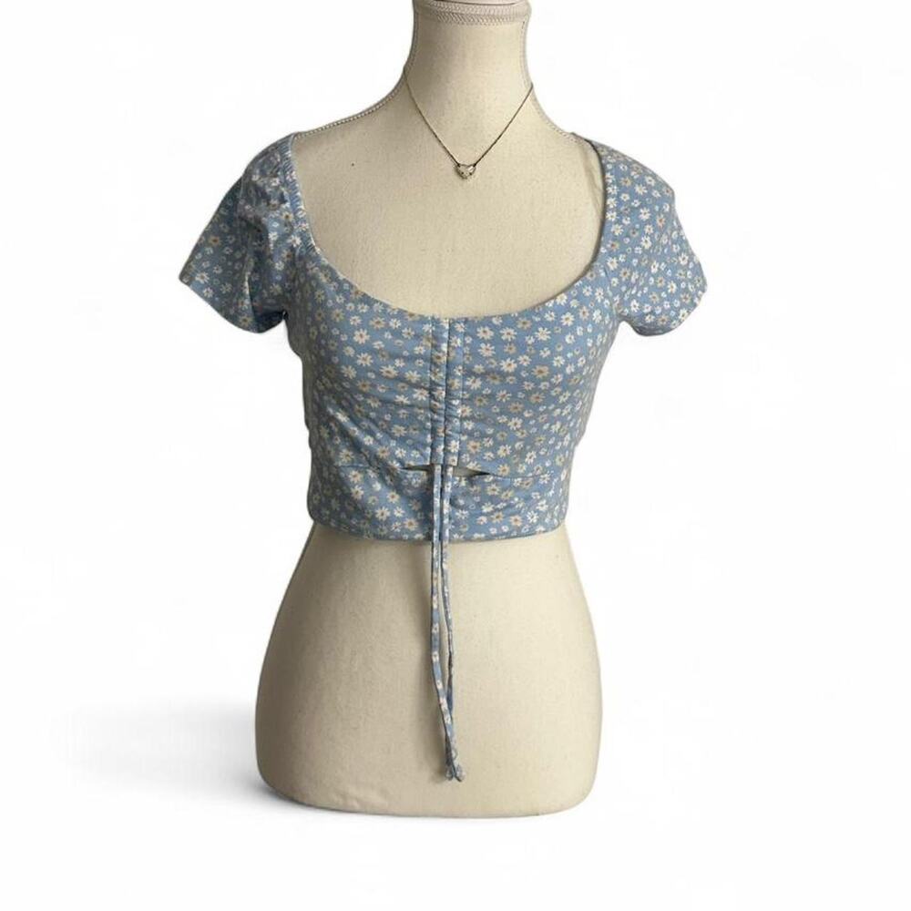 Aeropostale Floral Cropped Top New With Tag Size Medium